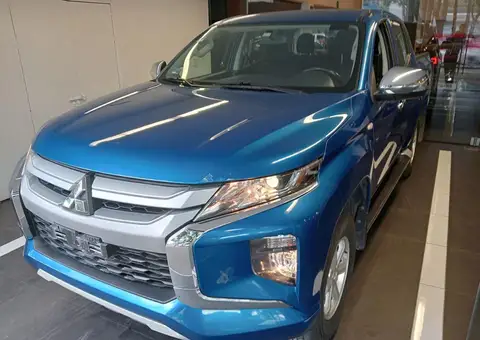 Mitsubishi L200 2021 2.5 Di-d Cabina Doble 4x4 Mt