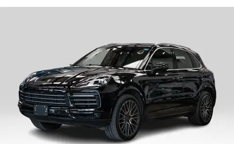 Porsche Cayenne 2019 3.0 V6 S Hybrid At