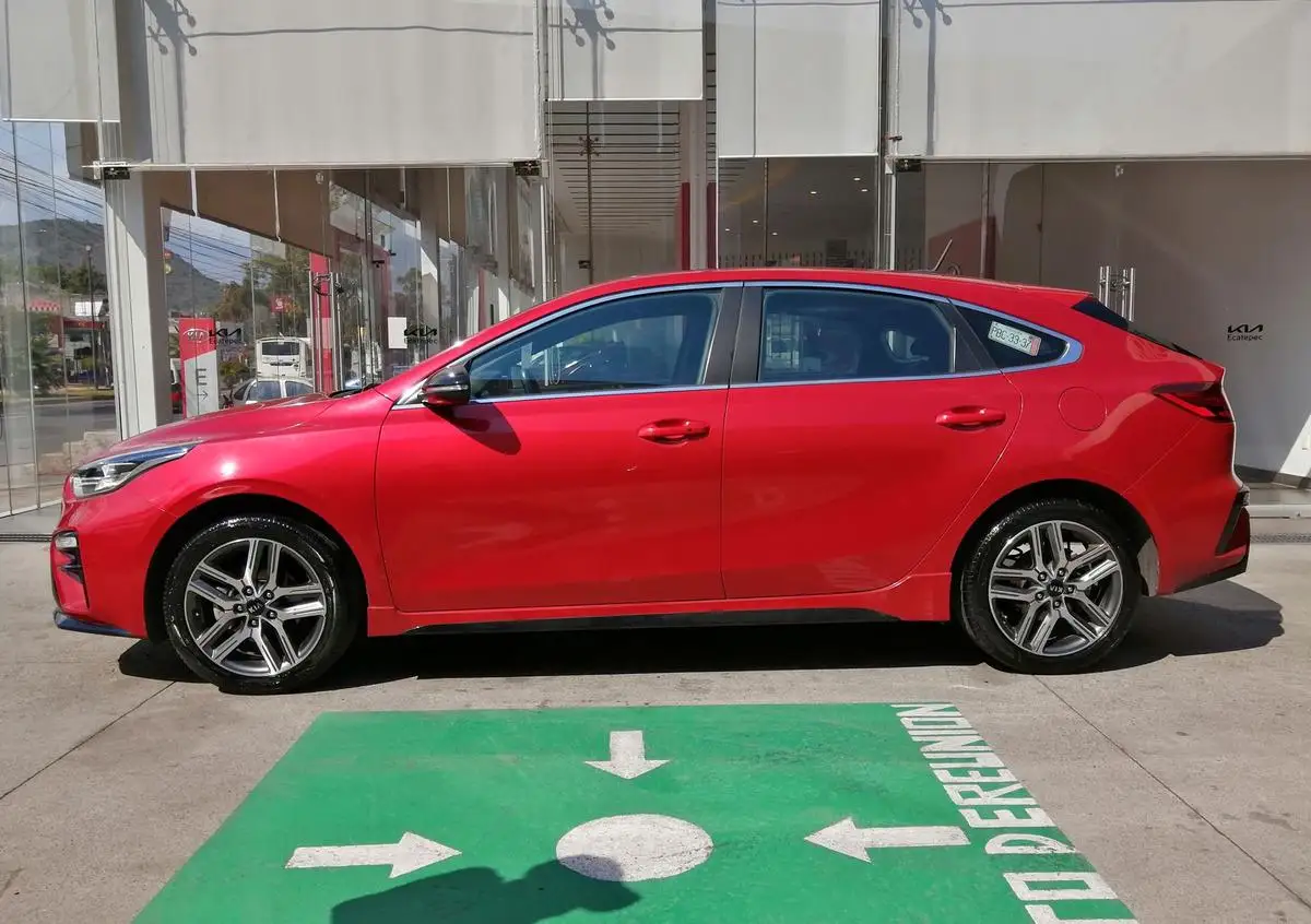 Kia Forte usado 2021 en venta #5