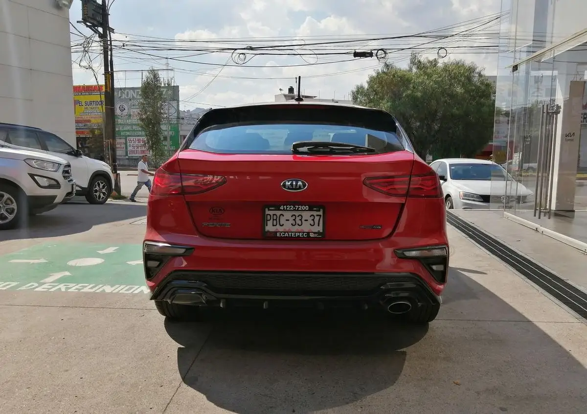Kia Forte usado 2021 en venta #4