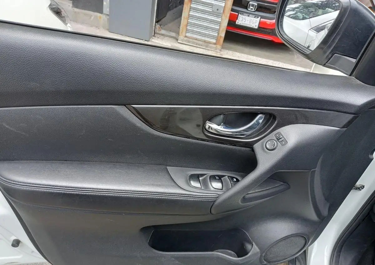 Nissan X-Trail usado 2020 en venta #7