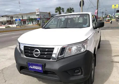 Nissan Np300 Doble Cabina 2020 2.5 Se Paq Seguridad Mt
