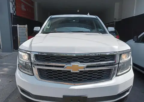 Chevrolet Suburban 2019 5.3 V8 Ls Tela At
