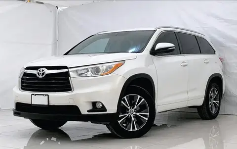 Toyota Highlander 2016