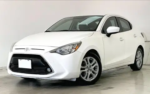 Toyota Yaris 2016