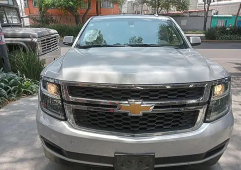 Chevrolet Suburban 2019 5.3 V8 Ls Tela At