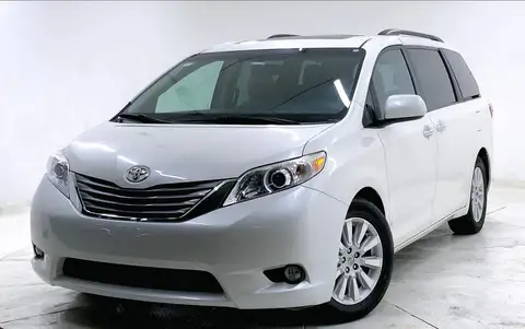 Toyota Sienna 2016