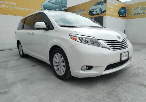 Toyota Sienna 2015 Xle At