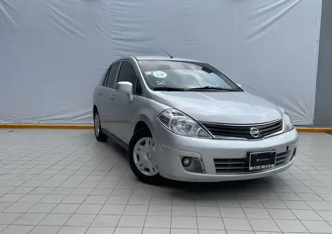 Nissan Tiida 2013