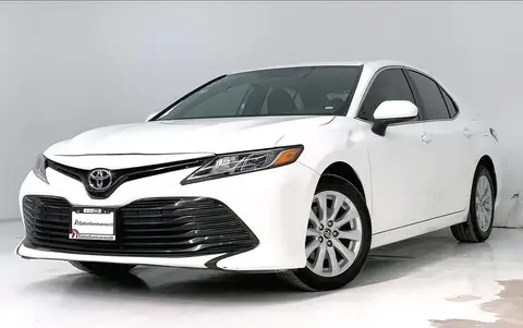 Toyota Camry 2019