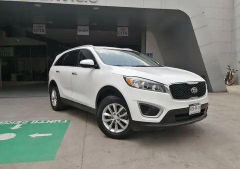 Kia Sorento 2017 2.4 L4 Lx Tela 5 Pasajeros At