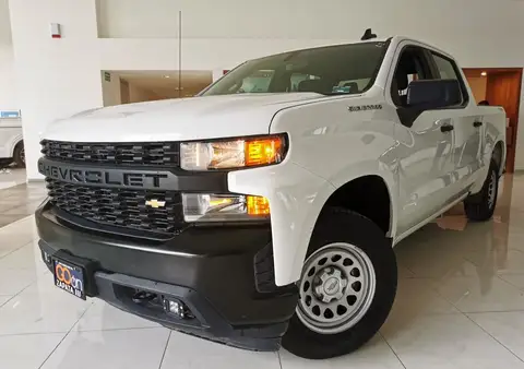 Chevrolet Silverado 2021 4.3 V6 1500 Wt Doble Cabina 4x2 At