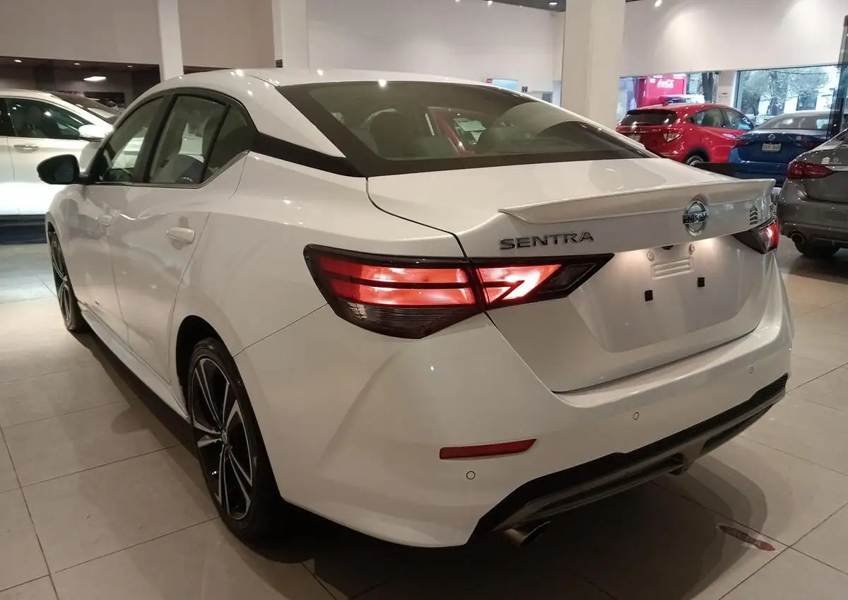 Nissan Sentra usado 2023 en venta #5