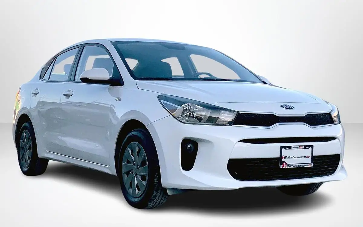 Kia Rio usado 2020 en venta #2