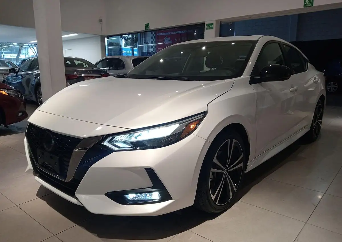 Nissan Sentra usado 2023 en venta #0