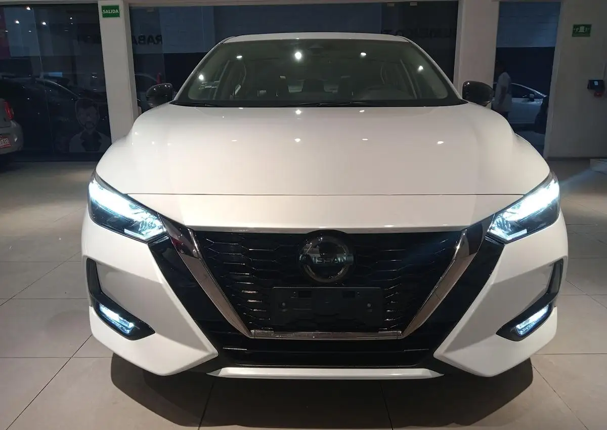 Nissan Sentra usado 2023 en venta #1