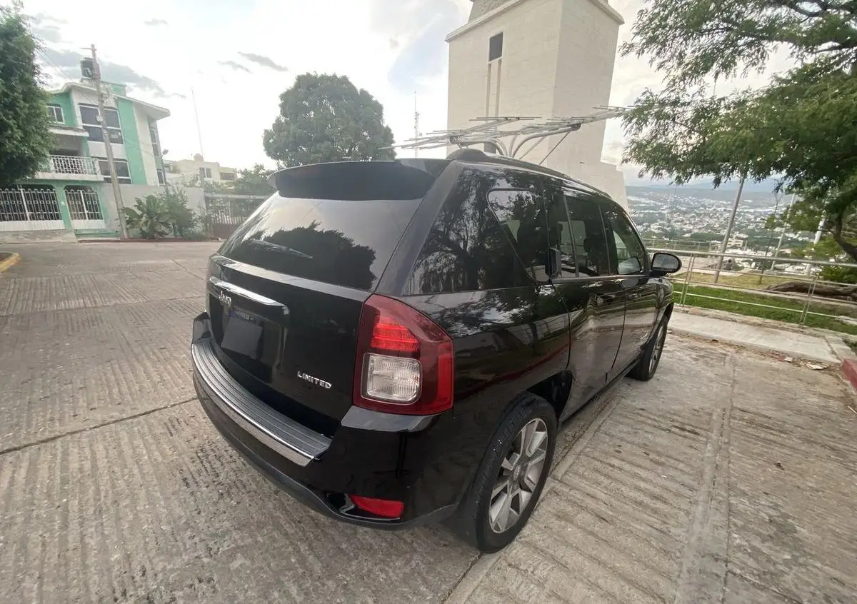 Jeep Compass usado 2015 en venta #5