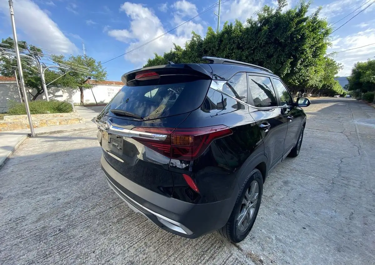 Kia usado 2020 en venta #5