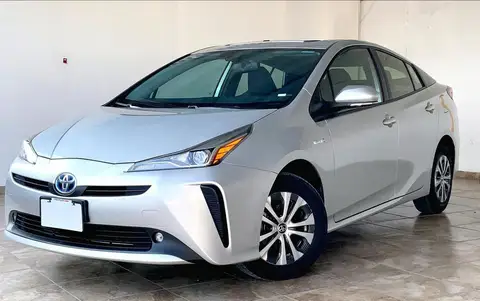 Toyota Prius 2021