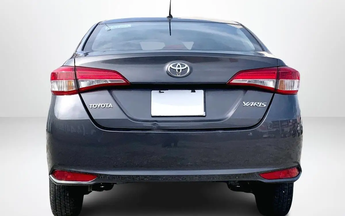 Toyota Yaris usado 2022 en venta #3