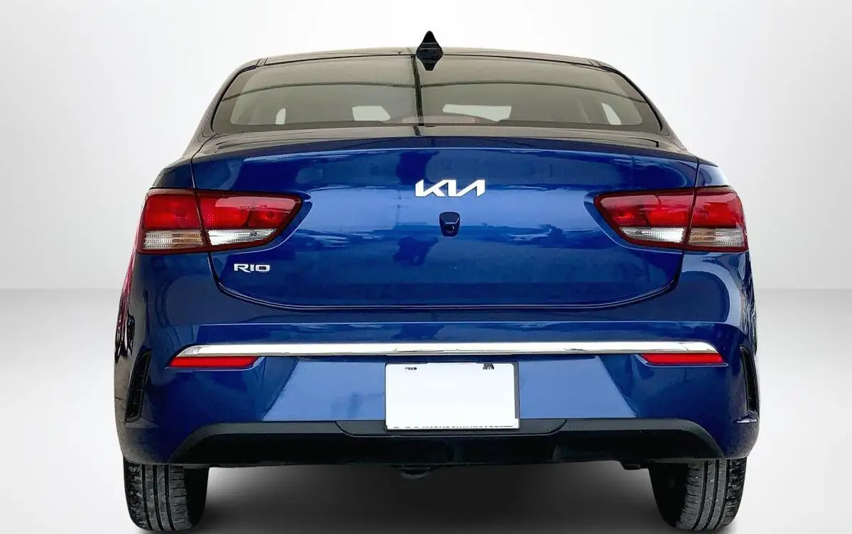 Kia Rio usado 2022 en venta #3