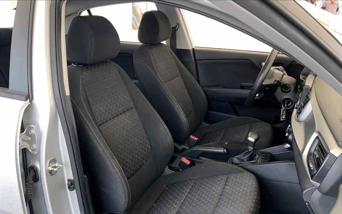 Kia Rio usado 2021 en venta #6