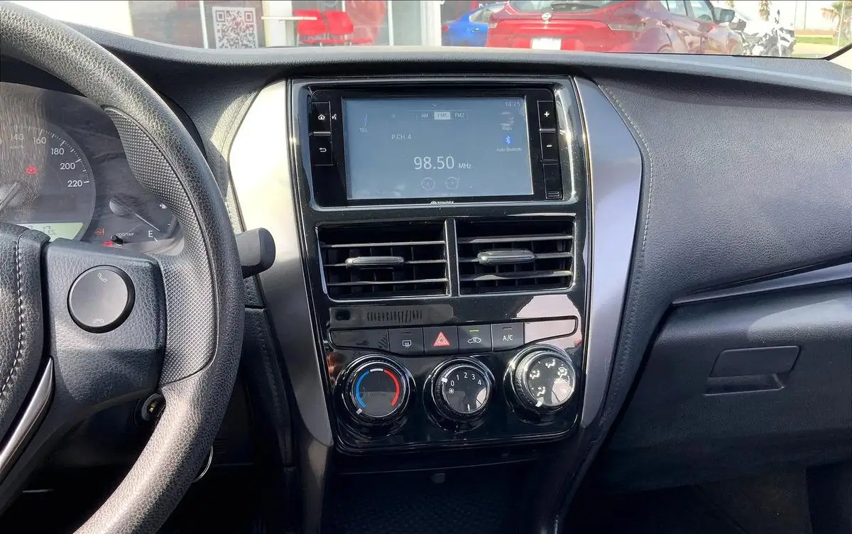 Toyota Yaris usado 2022 en venta #5