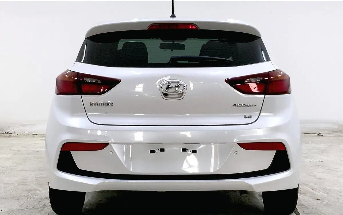 Hyundai Accent usado 2022 en venta #3
