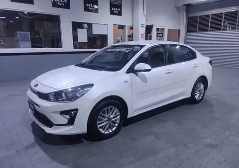 Kia Rio 2021
