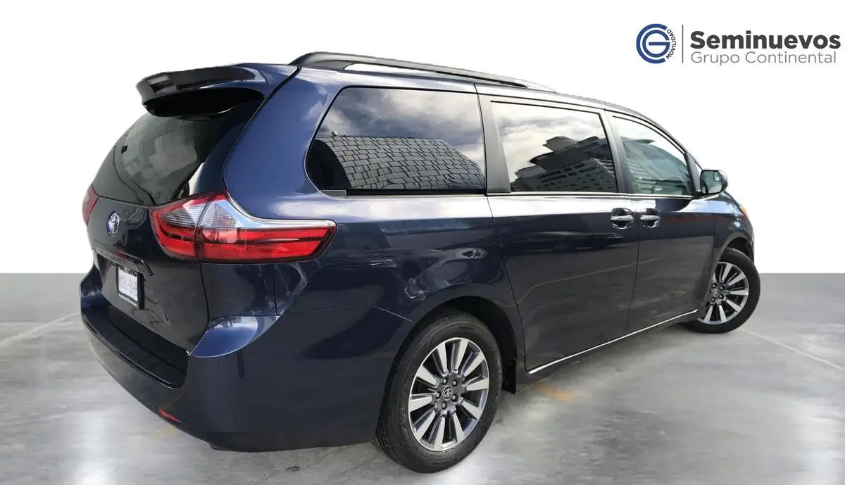Toyota Sienna usado 2019 en venta #4