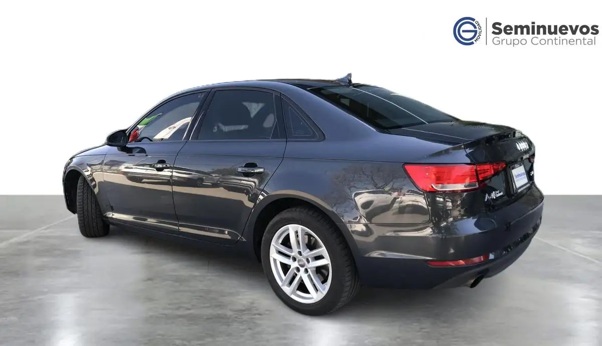 Audi A4 usado 2018 en venta #2