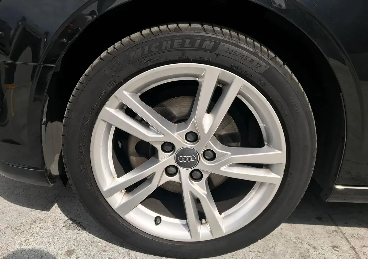Audi A3 usado 2020 en venta #8