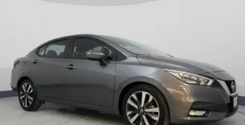 Nissan Versa