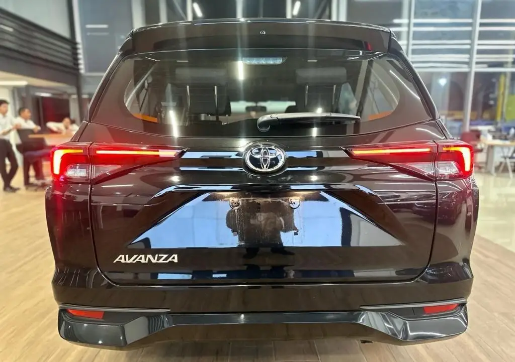 Toyota Avanza usado 2023 en venta #5