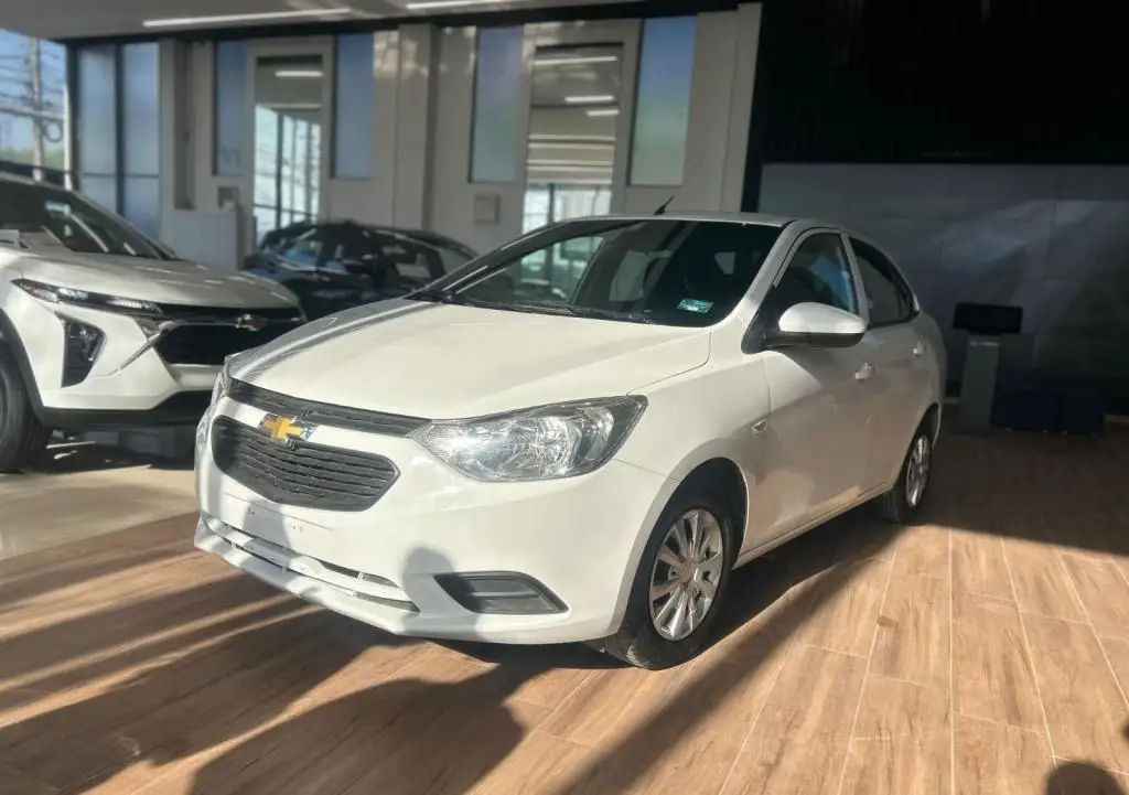 Chevrolet Aveo usado 2022 en venta #2