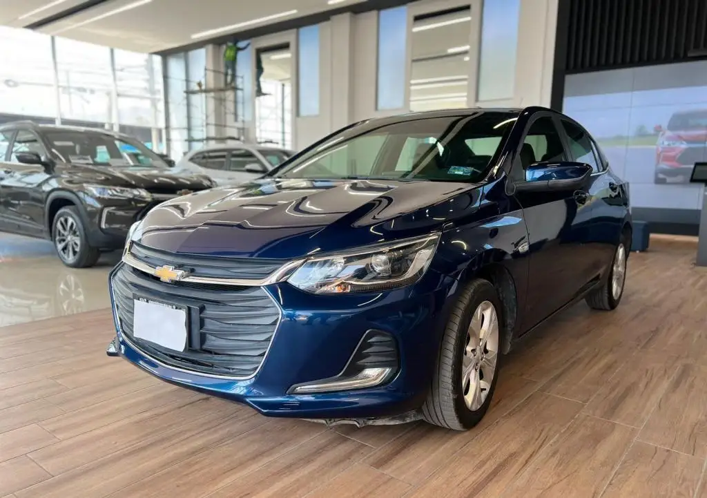 Chevrolet Onix usado 2022 en venta #2