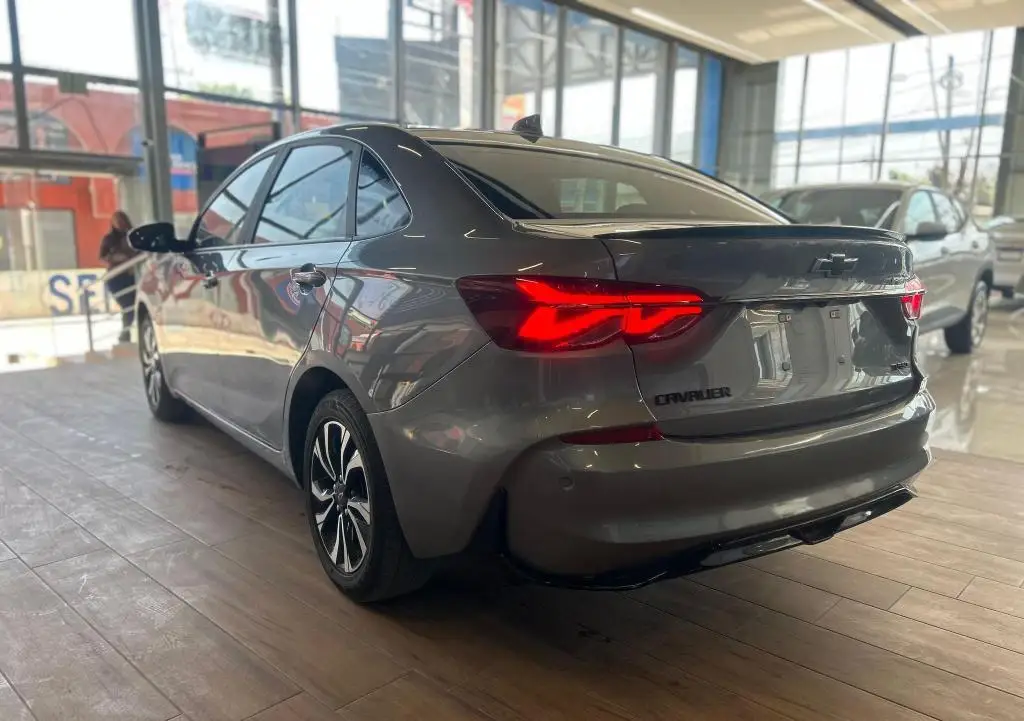 Chevrolet Cavalier usado 2022 en venta #4