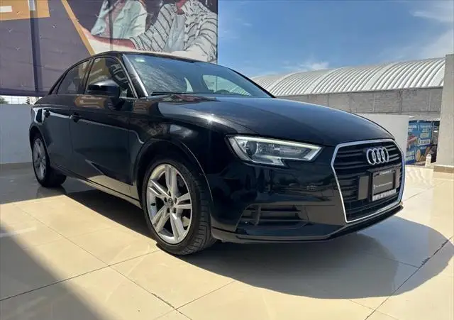 Audi A3 usado 2019 en venta #2