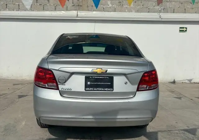Chevrolet Aveo usado 2020 en venta #3