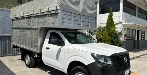 Nissan NP 300