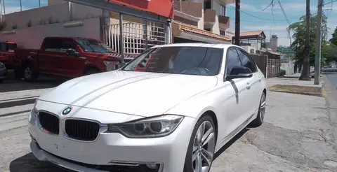 BMW 320i Sport Line