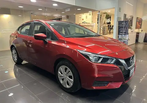 Nissan Versa