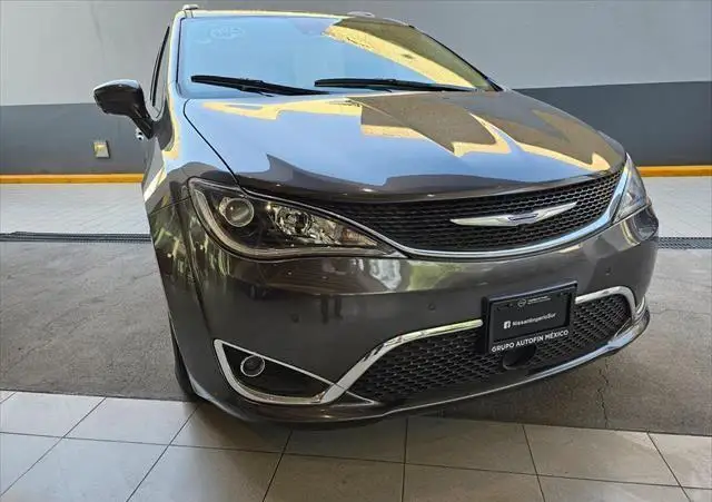 Chrysler usado 2020 en venta #0
