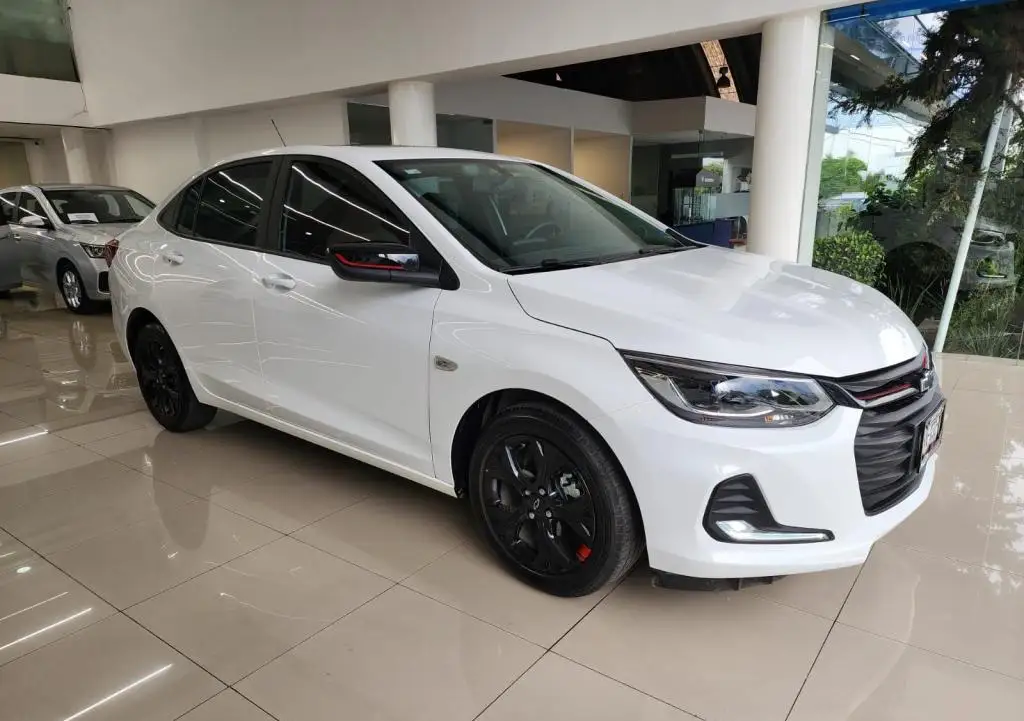 Chevrolet Onix usado 2023 en venta #0