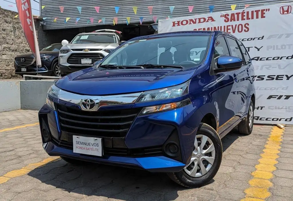 Toyota Avanza usado 2021 en venta #2