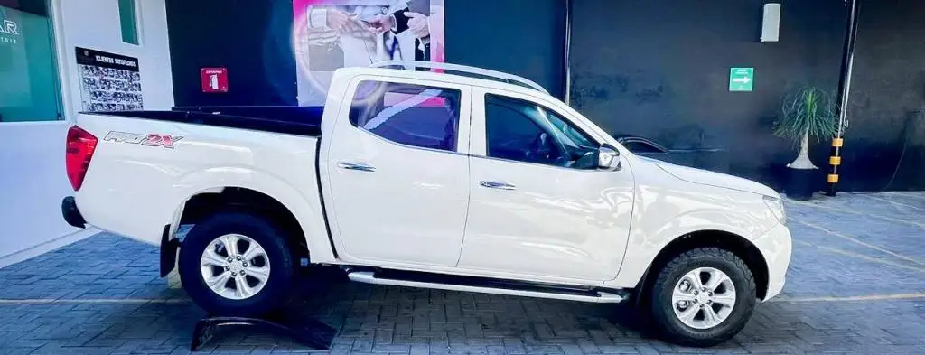Nissan NP300 usado 2022 en venta #8