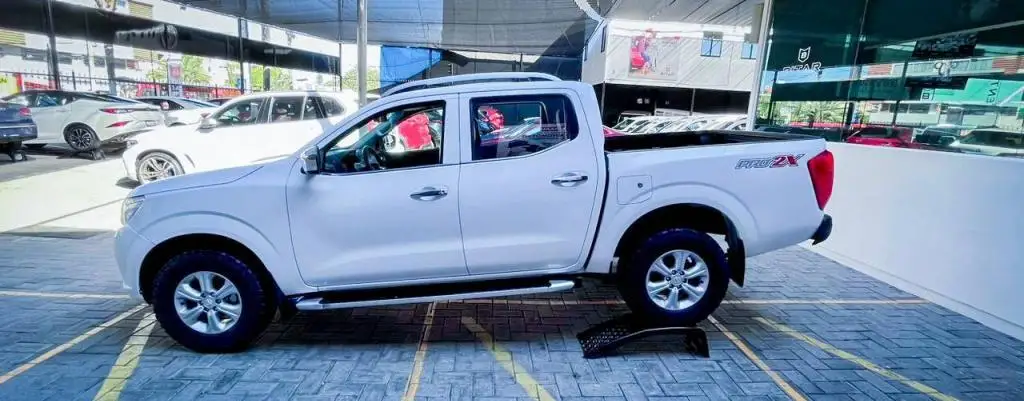 Nissan NP300 usado 2022 en venta #3