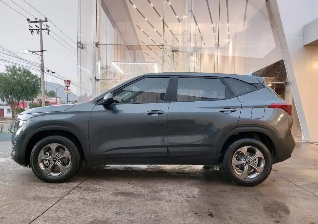 Kia Seltos usado 2022 en venta #6