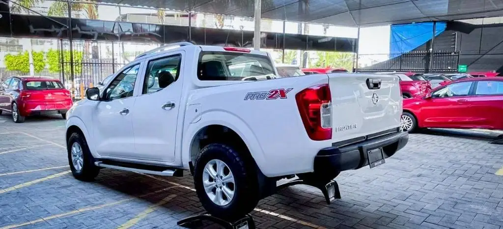 Nissan NP300 usado 2022 en venta #4