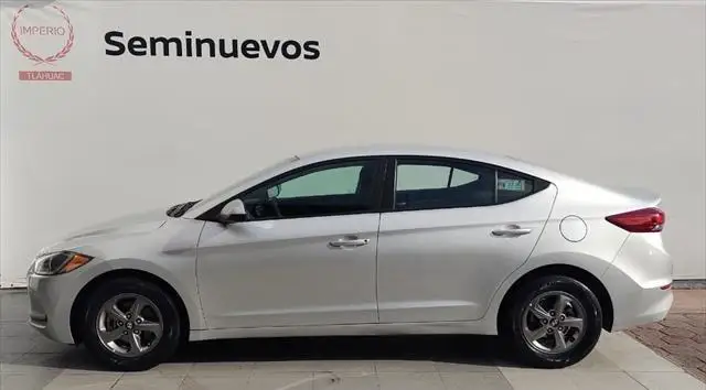 Hyundai Elantra usado 2017 en venta #1